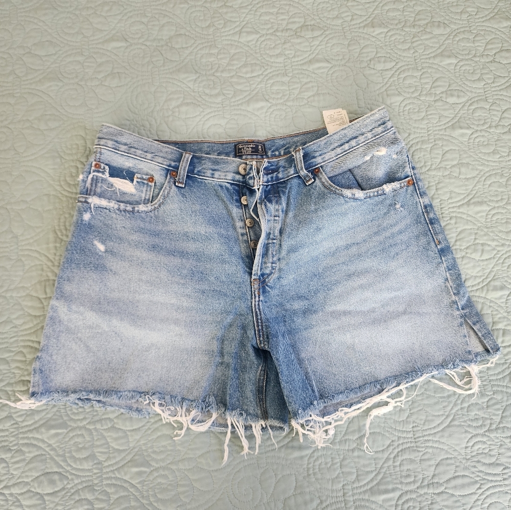 Abercrombie & Fitch 4" Shorts